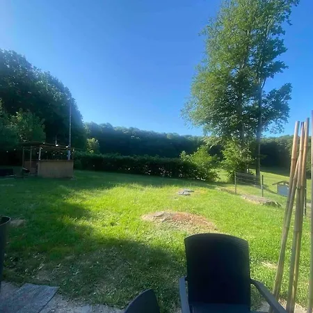 Le Des Buch Avec Chalet